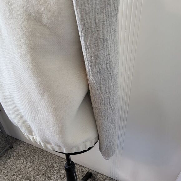 Zara Trafuloc Women's Jacket  - Picture 8 of 13